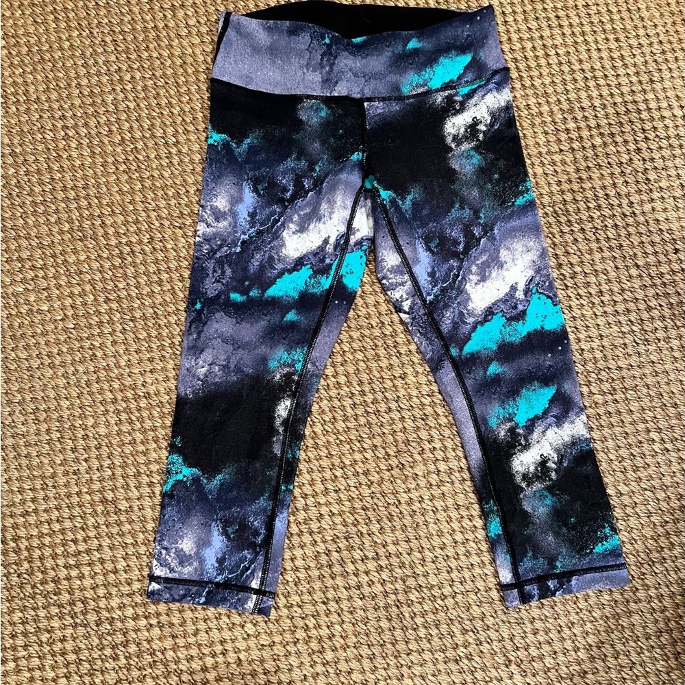 Lululemon wunder under Mikly way crops